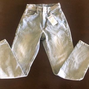 Brandy Melville High Waisted Jeans